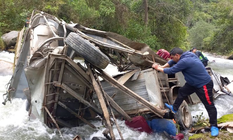 PERU, TRANSPORT, ACCIDENT, BUS,