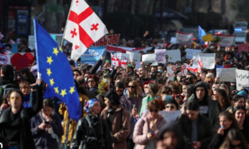 Thousands Protest in Georgia Against Bill on Foreign Agents