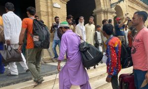 Iran, Pakistan, Prisoners, Minister for Law, Humanitarian,