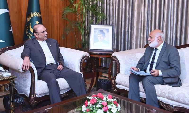 Pakistan’s President, Asif Ali Zardari, technology highways, students, economy, laptops, access to education, global labour markets,
