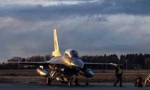 Norway, F-16 fighter jets, Ukraine, Russian air attacks, Norwegian government, NATO summit, Washington,