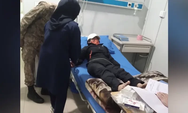 Pakistan Army Rescues Mountaineer Samina Baig from K2 Base Camp 1