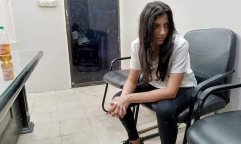 Case Registered, Woman Driver, Karachi