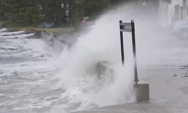 Severe Winds Cause Widespread Power Outages in Australia 1