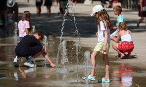 UN, Warns, Extreme, Heat, Children, Climate, Change