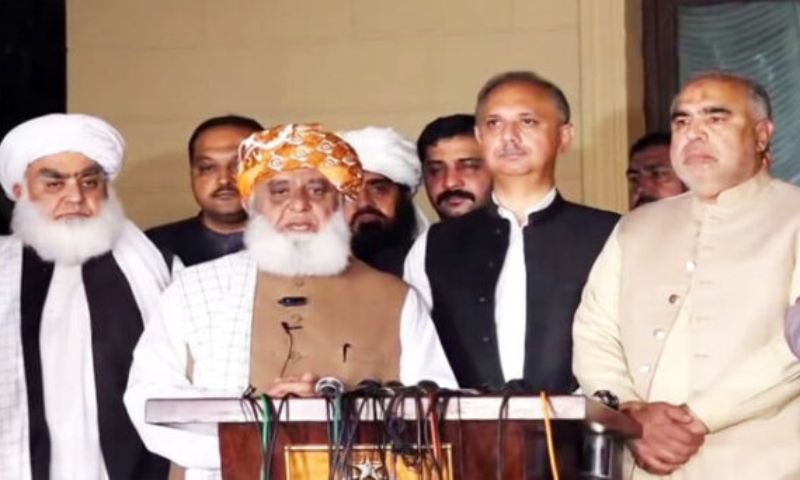 PTI, Pakistan Tehreek-e-Insaf, Supreme Court, Sunni Ittehad Council, Maulana Fazlur Rehman