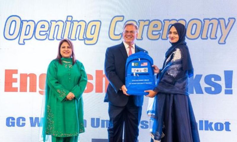 US EnglishWorks Program, United States, Ambassador, Pakistan, Donald Blome, US English Works program, Sialkot, US Consul General, Kristin Hawkins,