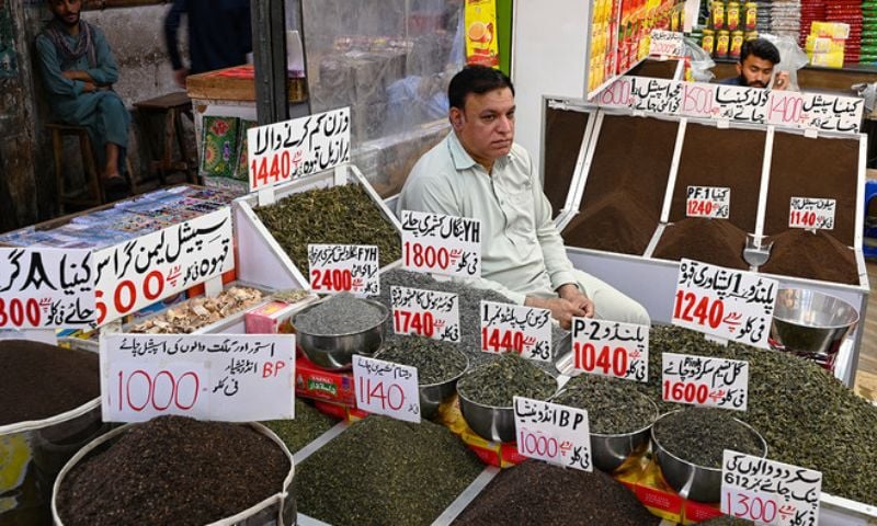 Inflation in Pakistan, inflation, Monthly Economic Update and Outlook, Finance Division, PBS,