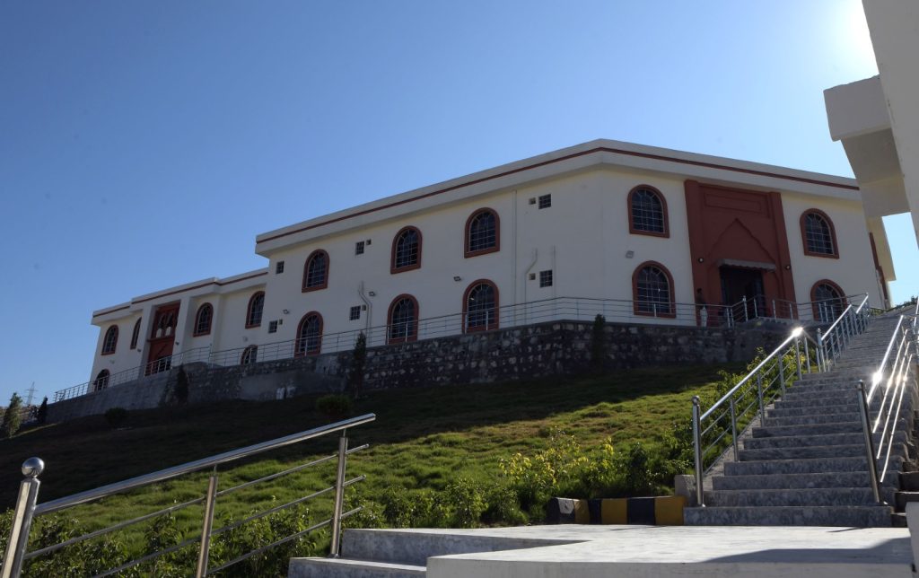 e675c2c0 094c 48d6 8168 eac05ba38dd0