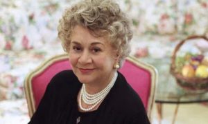 Oscar Nominee, Golden Globe Awards, Dame Joan Plowright,