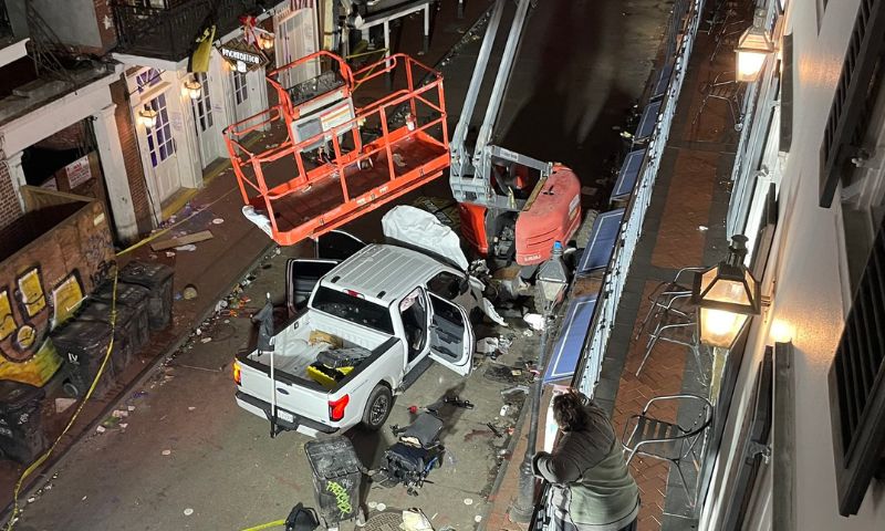 10 Dead, 30 Injured in ‘Terrorist Attack’ with Pickup in New Orleans, US