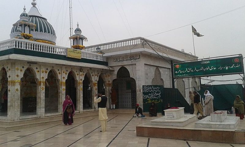 Shrine of Ghulam Farid Shakar Ganj Pakpattan Punjab 2