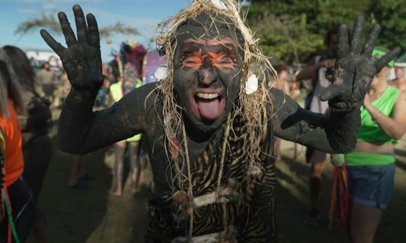 Covered in Mud, Brazilians Enjoy Traditional Carnival in Paraty