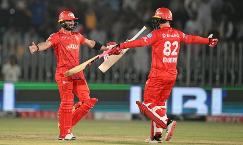 Islamabad United, Peshawar Zalmi, PSL 10, Rawalpindi, Sahibzada Farhan, Colin Munro, Babar Azam