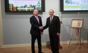 US Envoy Holds Talks with Putin About Ukraine As Trump Urges Russia to ‘Get Moving’