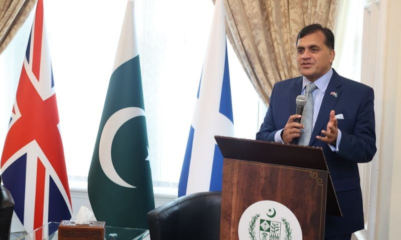 Pakistan UK 1 1