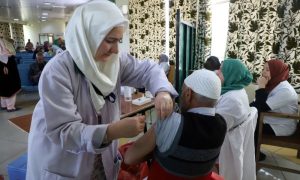 Pakistani Hajj Pilgrims Start Receiving Mandatory Vaccines