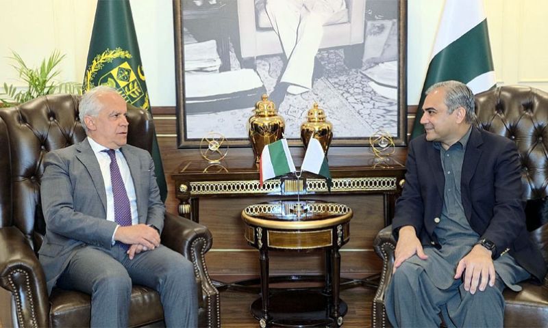 Pakistan 1 1