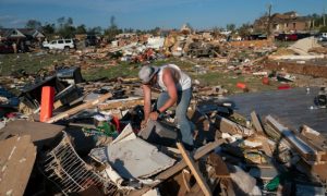 Severe storms rip through the US