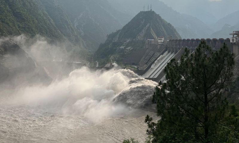 India Opens Salal Dam Gates