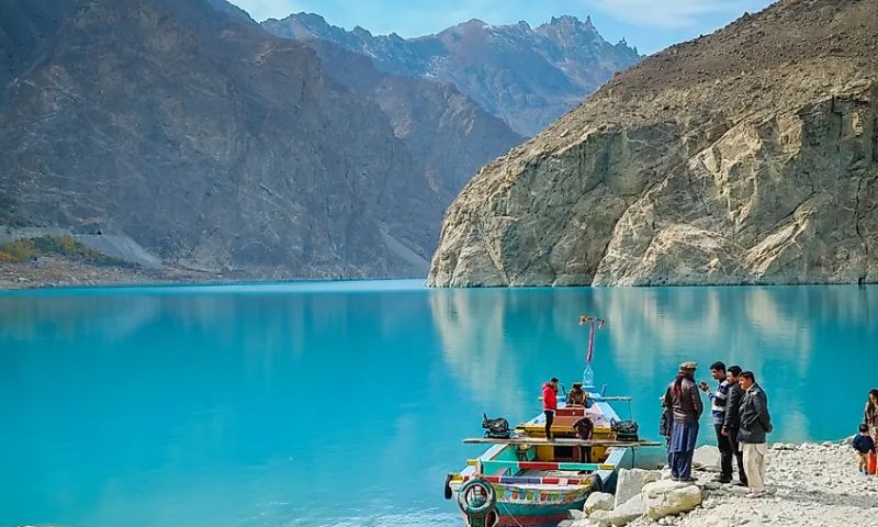 Hunza attabad lake