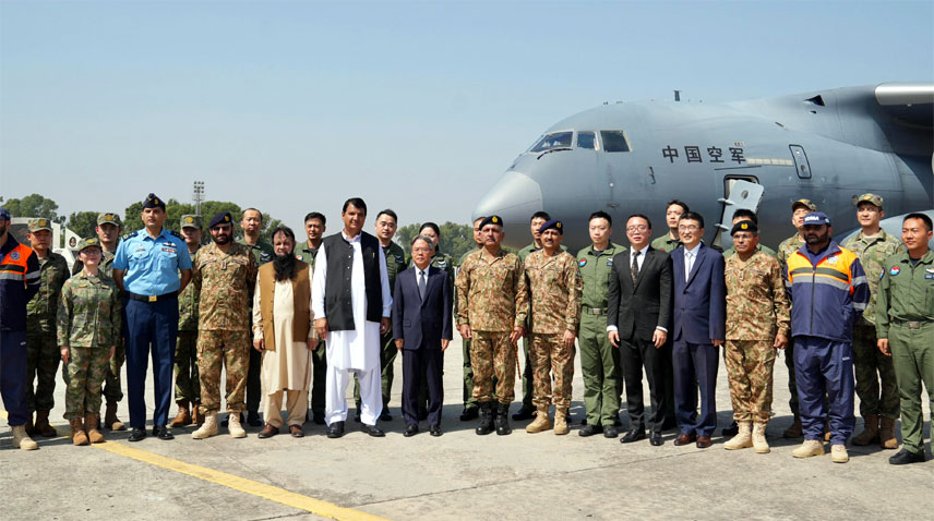 14742272311759049192