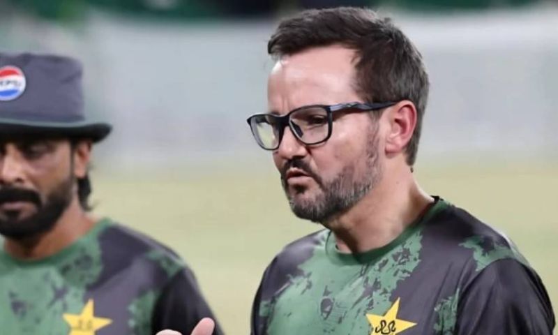 Mike Hesson, Asia Cup 2025, India vs Pakistan, Batting performance, Dubai match conditions