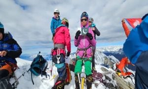 Amna Hanif, Siddiqa Hanif, Yulang Peak, Gilgit-Baltistan, Women in mountaineering
