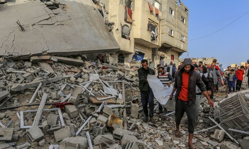 Gaza Death Toll Rises to 67,806 as Hostage Release Expected Monday