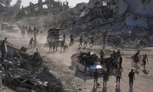 Gaza Residents Returning to Ruined Homes After Ceasefire