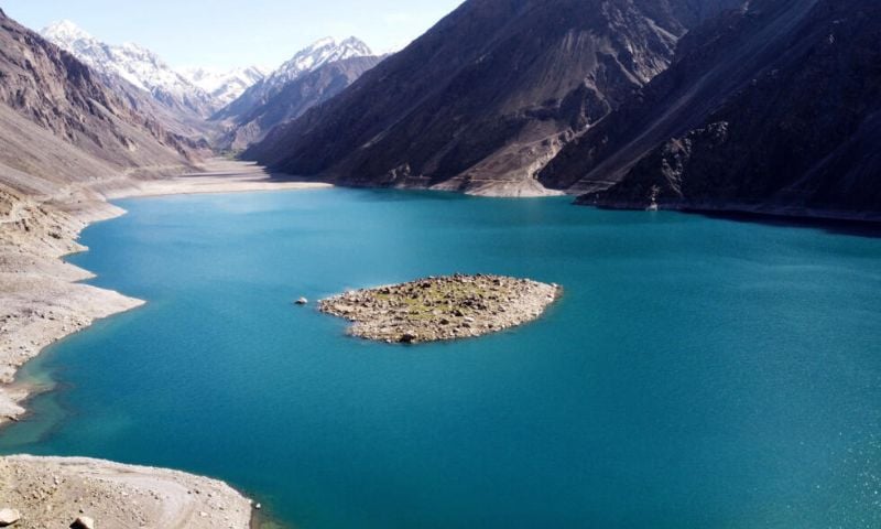Pakistan 9