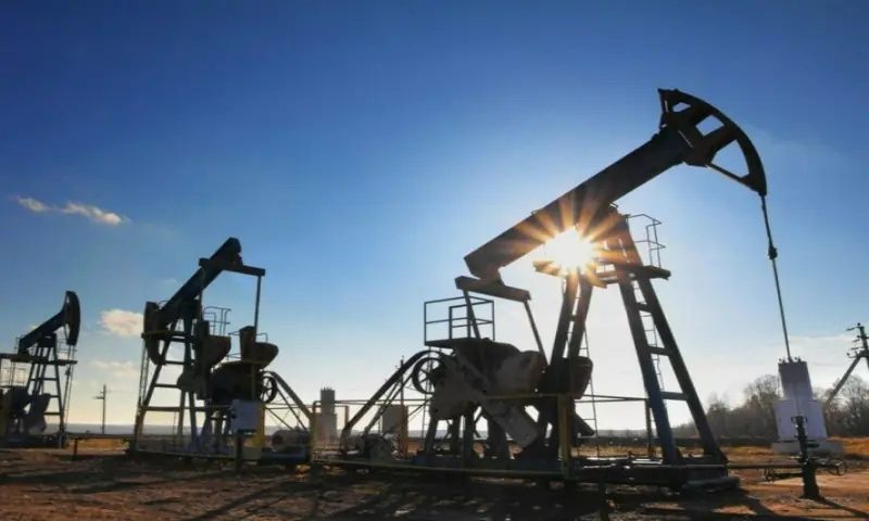 Pakistan, Saudi Arabia, Oil Facility, Finance Ministry, Prime Minister,