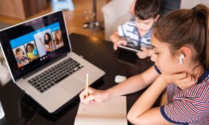 Screen Time, Canada, Children, Parents, Television, Digital, Mobile, Gaming, Academic, Education, School