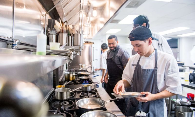 Why Islamabad Has Made Caps Mandatory for Food Handlers