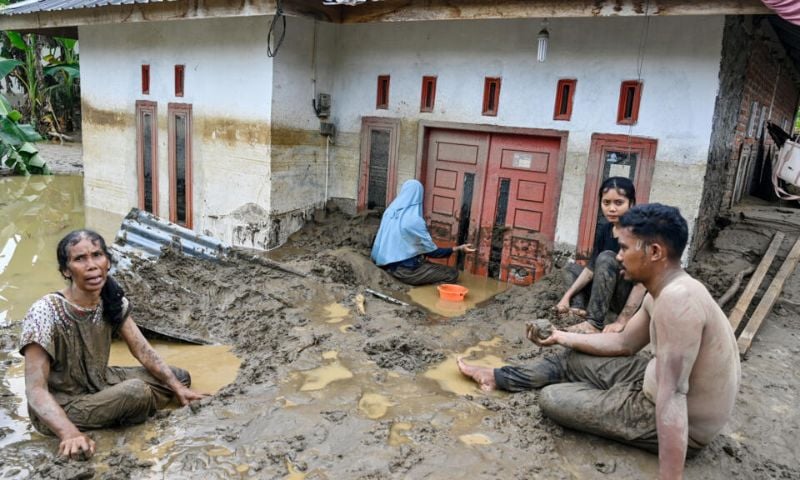 Thailand, Floods, Monsoon, Crisis, Flooding, Climate-Impact, Disaster-Response, Storm-Damage