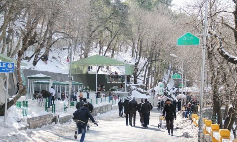 Murree Winter Tourism, snowfall, snow plan, tourists, snow-clearing vehicles, facilitation centres