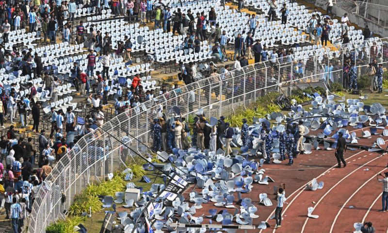 Fans, Vandalise, India, Stadium, Messi, Abrupt Exit