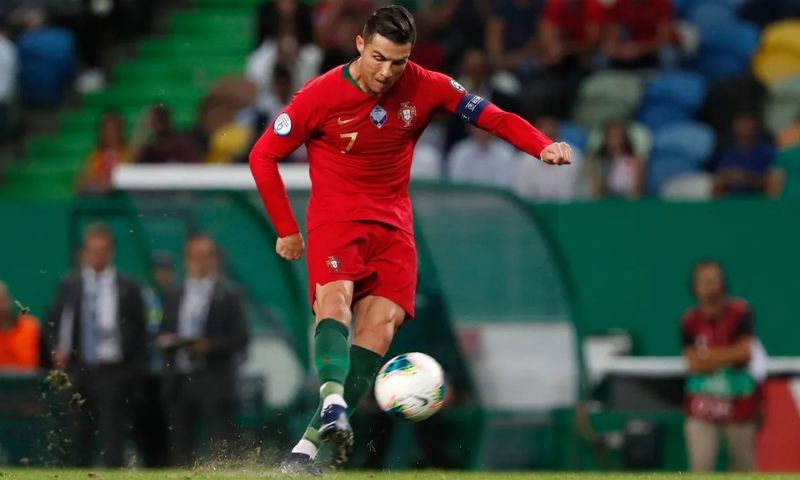 Cristiano Ronaldo, 1000 goals, career milestone, Al-Nassr, retirement pledge