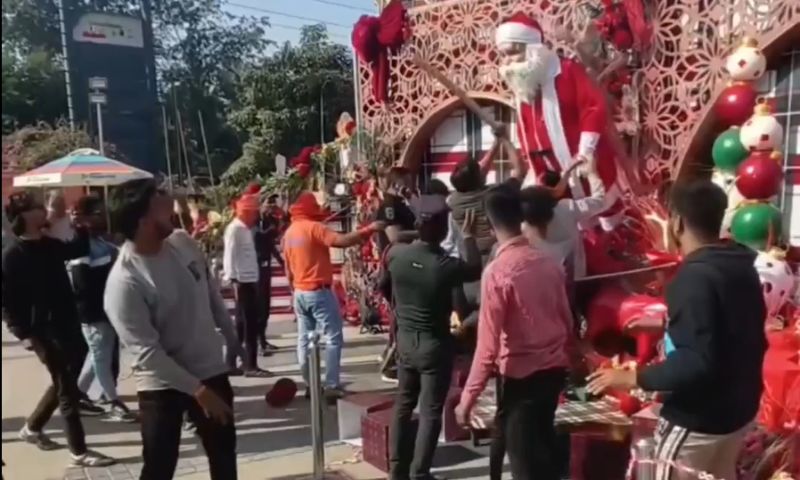 India, Hindu, Mobs, Christmas, Decorations, Hindu Extremists, Bajrang Dal, Christians,