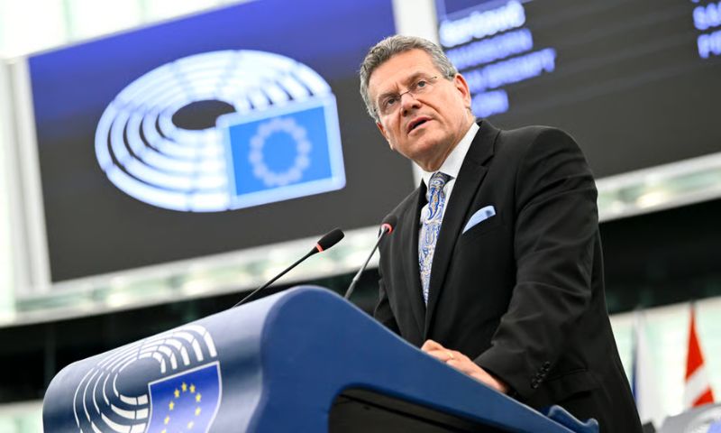 European Commission, European Union, EU, Donald Trump, NATO,