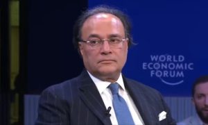 Pakistan Charts Export-Led Growth, Responsible Debt Strategy at Davos