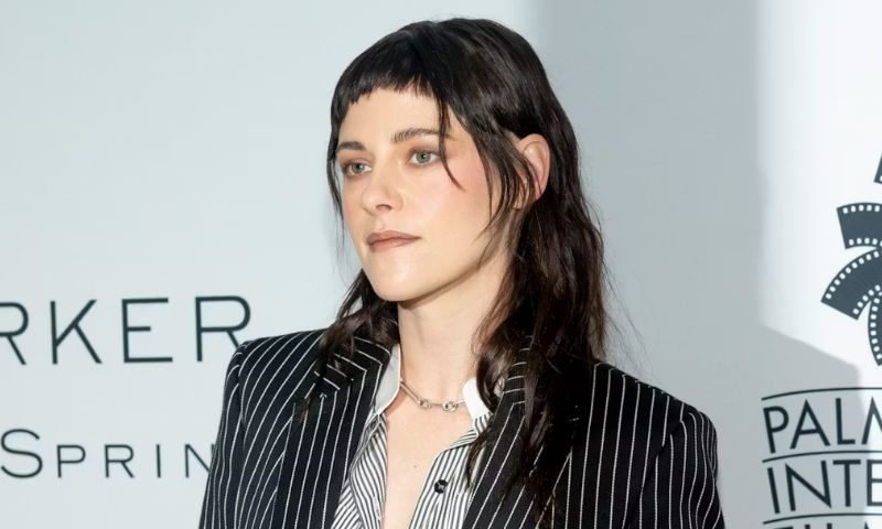 Kristen Stewart, Keen, Direct, Twilight, Remake