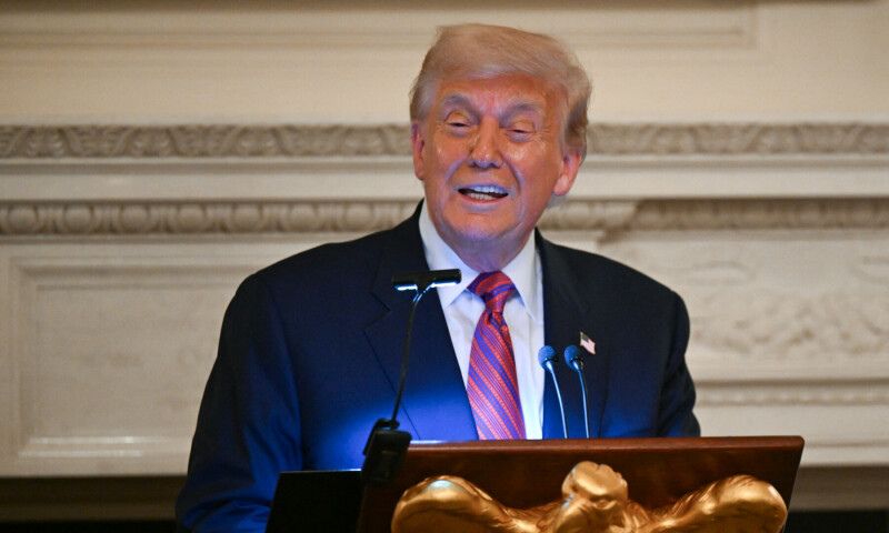 Trump Says '10 Planes' Shot Down in India-Pakistan Conflict