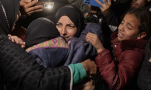 Emotional reunions for Palestinians returning to Gaza after Rafah reopening