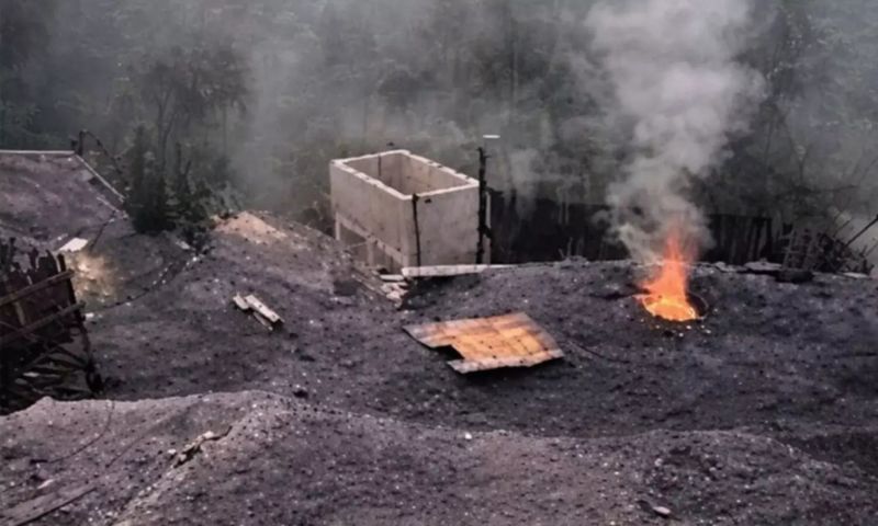 Explosion in Illegal Indian Coal Mine Kills 18: Police