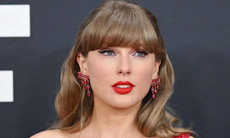 Taylor Swift, Best-Selling Artist, Award, IFPI, Showgirl, Album,