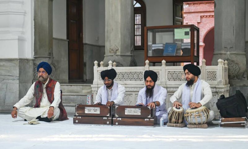 Sikh Temple, Pakistan, Aitchison College, Hindu, Punjab, National College of Arts,