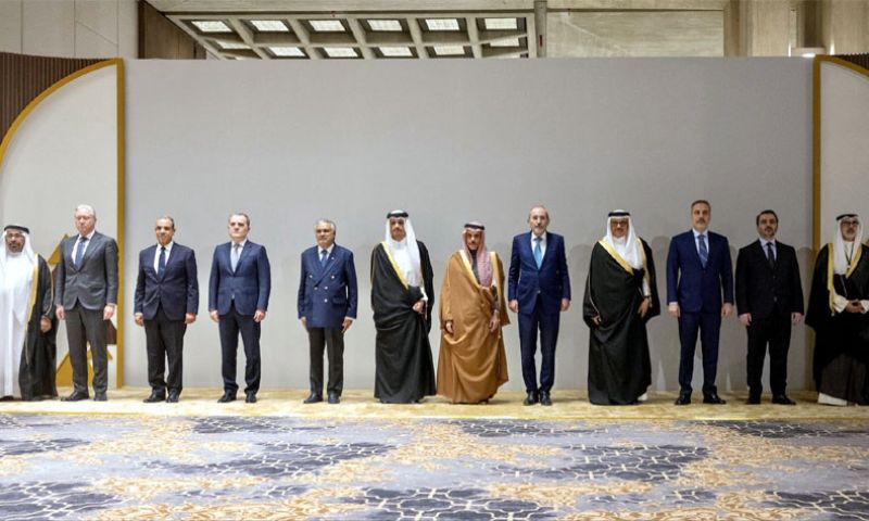 Arab-Islamic Countries Urge Iran to Halt Attacks Against Gulf States