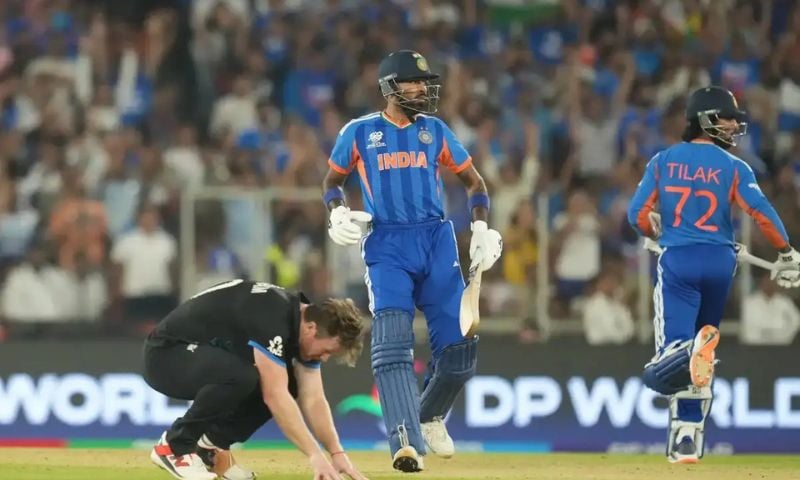 India Set 256-Run Target for New Zealand in T20 World Cup Final