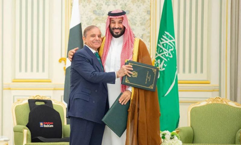 Pakistan Pledges Unwavering Support for Saudi Arabia Amid Middle East Tensions